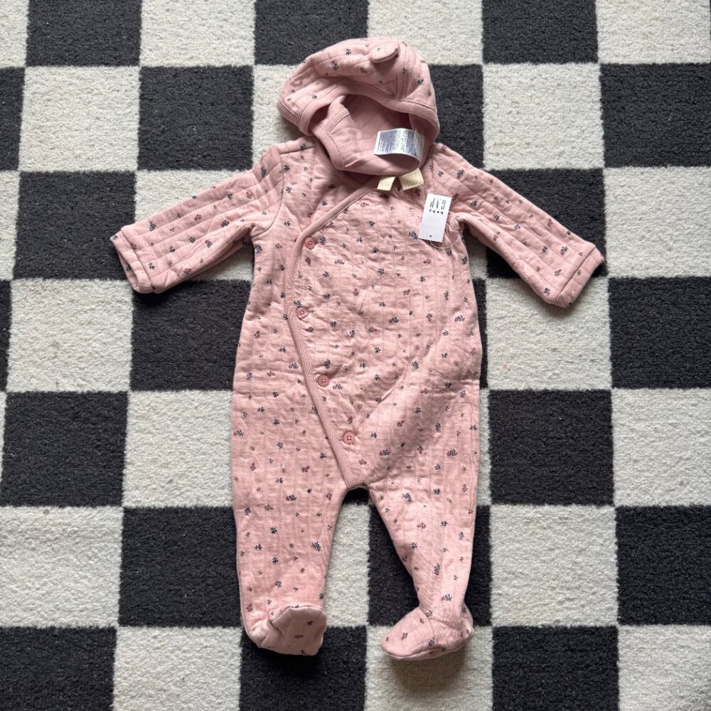GAP BABY ONE PIECE 3-6 MONTHS